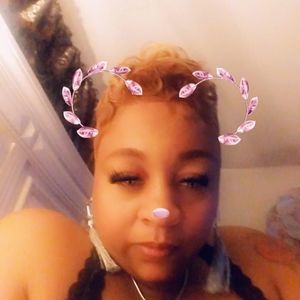 Meet your Posher, Denise